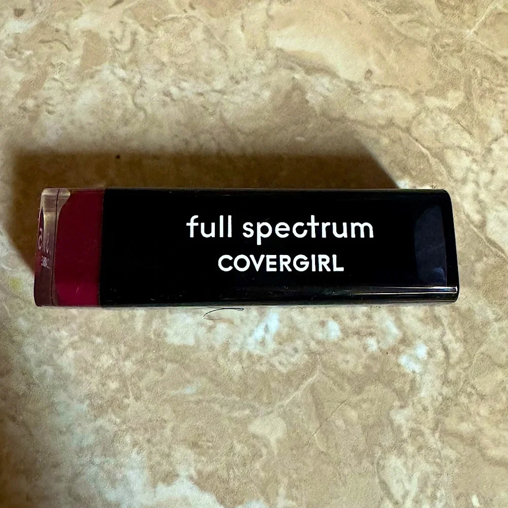 COVERGIRL Full Spectrum Color Idol- Satin Lipstick Bizarre